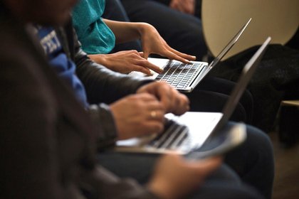 Госдума приняла закон о надежном интернете