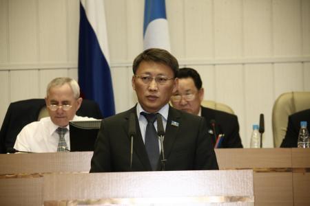 Скончался бывший зампред правительства Якутии Айаал Степанов