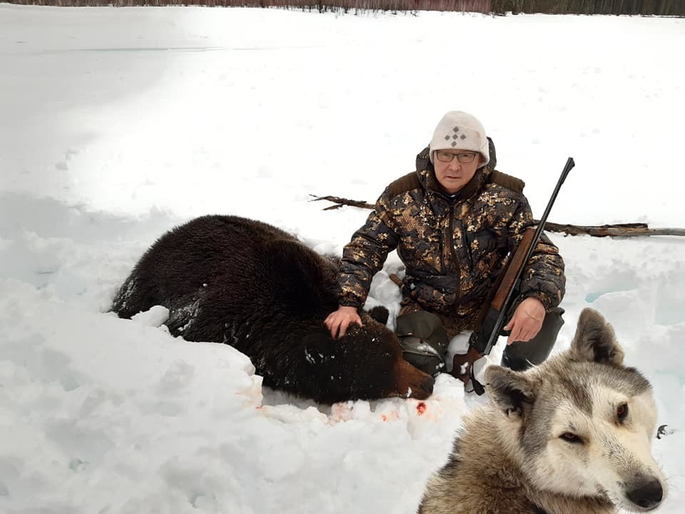 Афанасий Максимов предложил возродить традиционную охоту на медведей (видео)