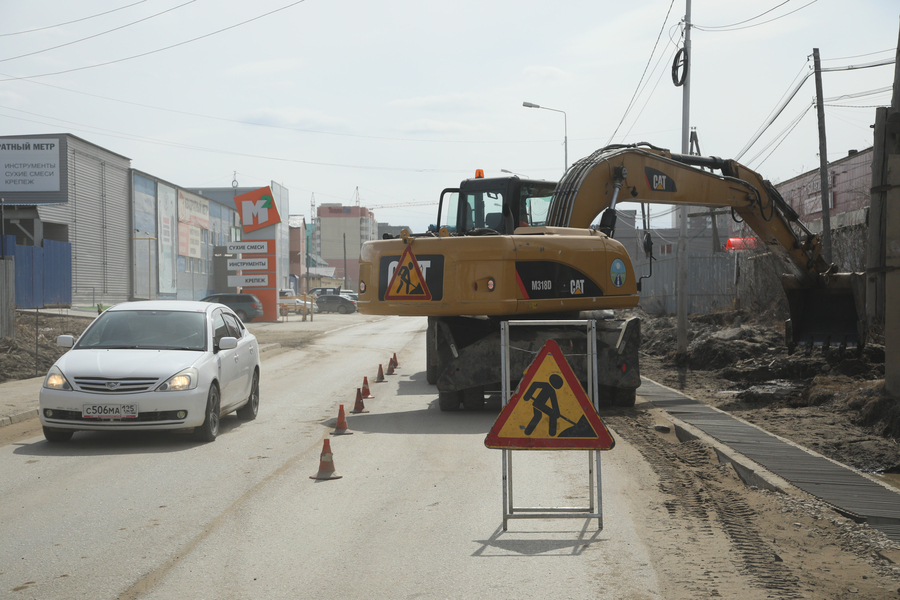 В Якутске приступили к капитальному ремонту улицы Бестужева-Марлинского