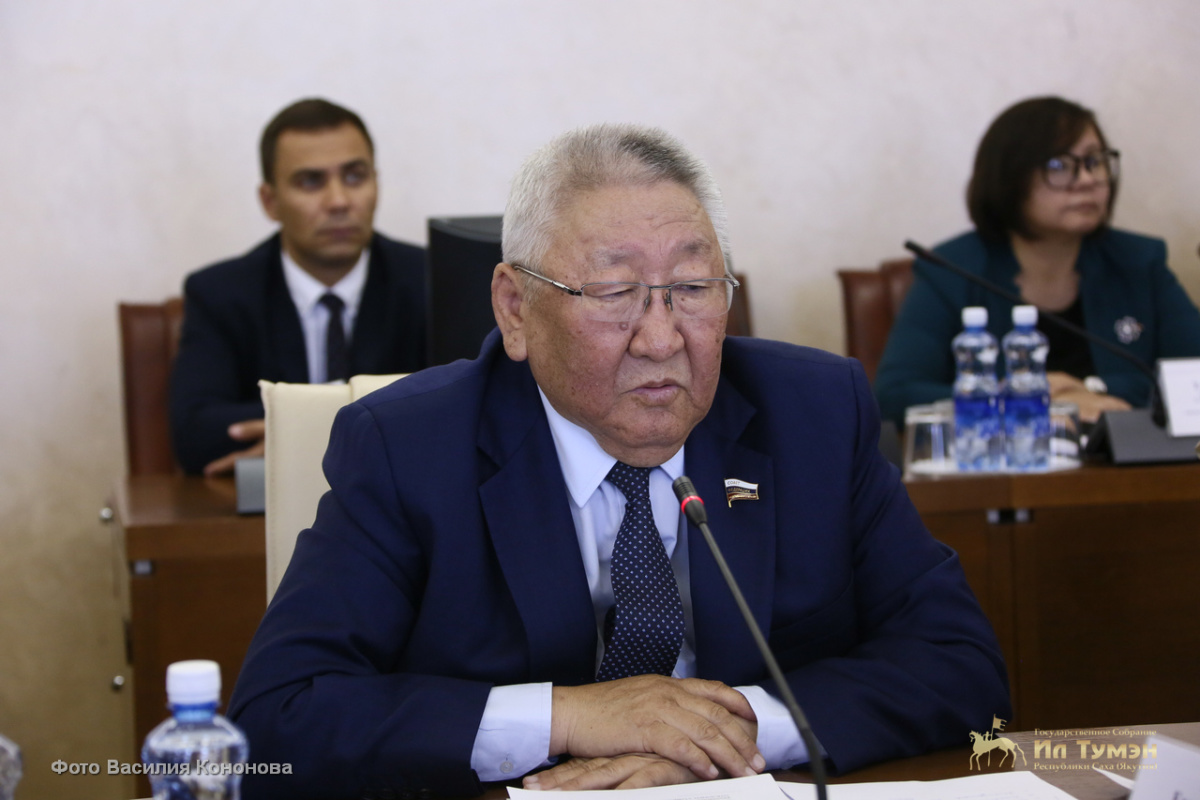 Егор Борисов не собирается участвовать в политической жизни региона