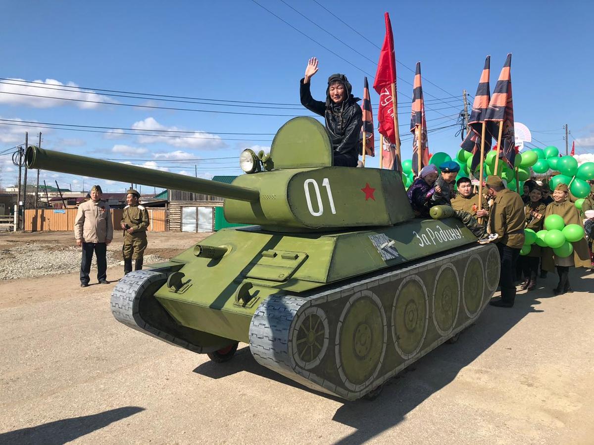 Видеофакт: Парад 9 мая в якутских селах