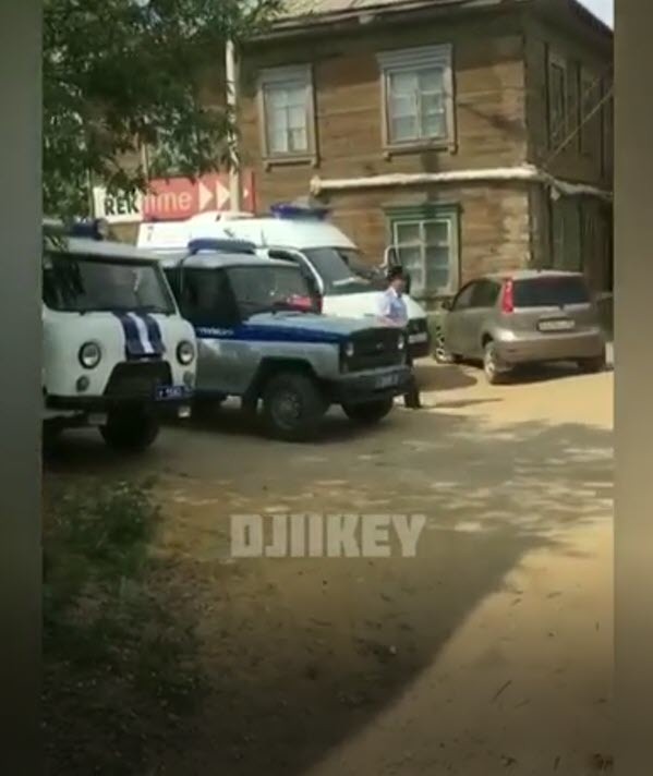 Видеофакт: В Якутске мужчина открыл стрельбу