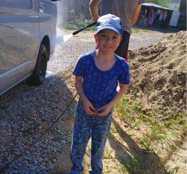 В Якутске продолжаются поиски 7-летнего мальчика, пропавшего во время пожара