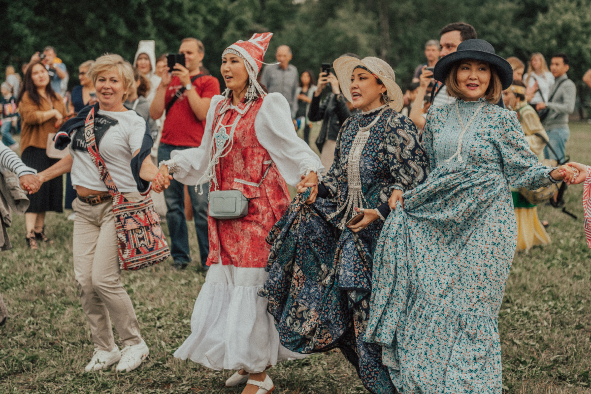 Фоторепортаж: В Москве состоялся якутский праздник Ысыах