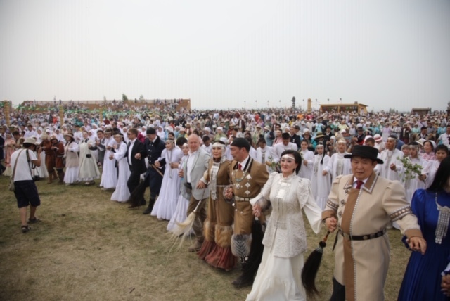 Более 19 тысяч человек приняли участие в торжественном открытии «Ысыаха Туймаады – 2019»