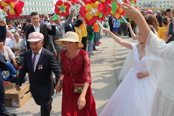 День семьи, любви и верности: в Якутии чествовали лучшие семейные пары
