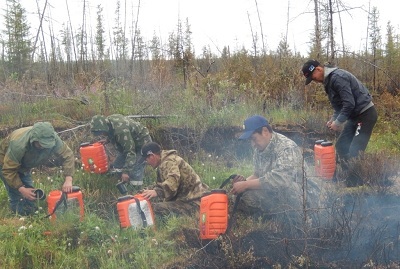 "До 14 января все расчеты с добровольцами, тушившими лесные пожары в Якутии, должны быть завершены"