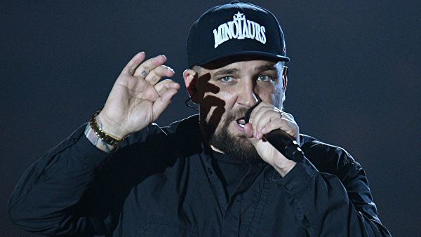 Знаменитости призвали потушить пожары в Сибири