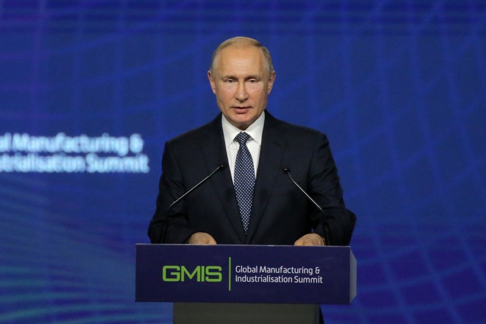 Путин увидел мракобесие за призывами отказаться от прогресса ради природы