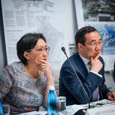 Сардана Авксентьева развеяла слухи о выделении земельного участка семье главы Якутии