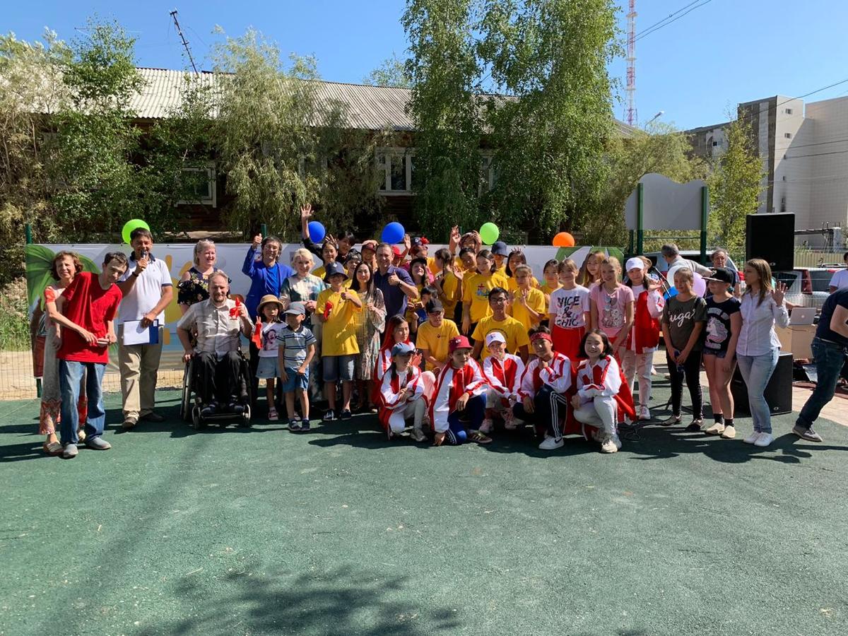 Фото с котрытия площадки