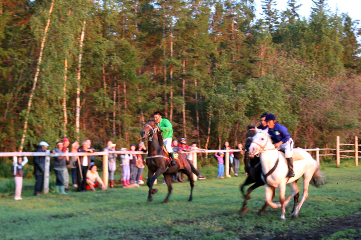 Хорошо отметили. ЯТЭК выступила генеральным спонсором Ысыаха в Тасагарском наслеге