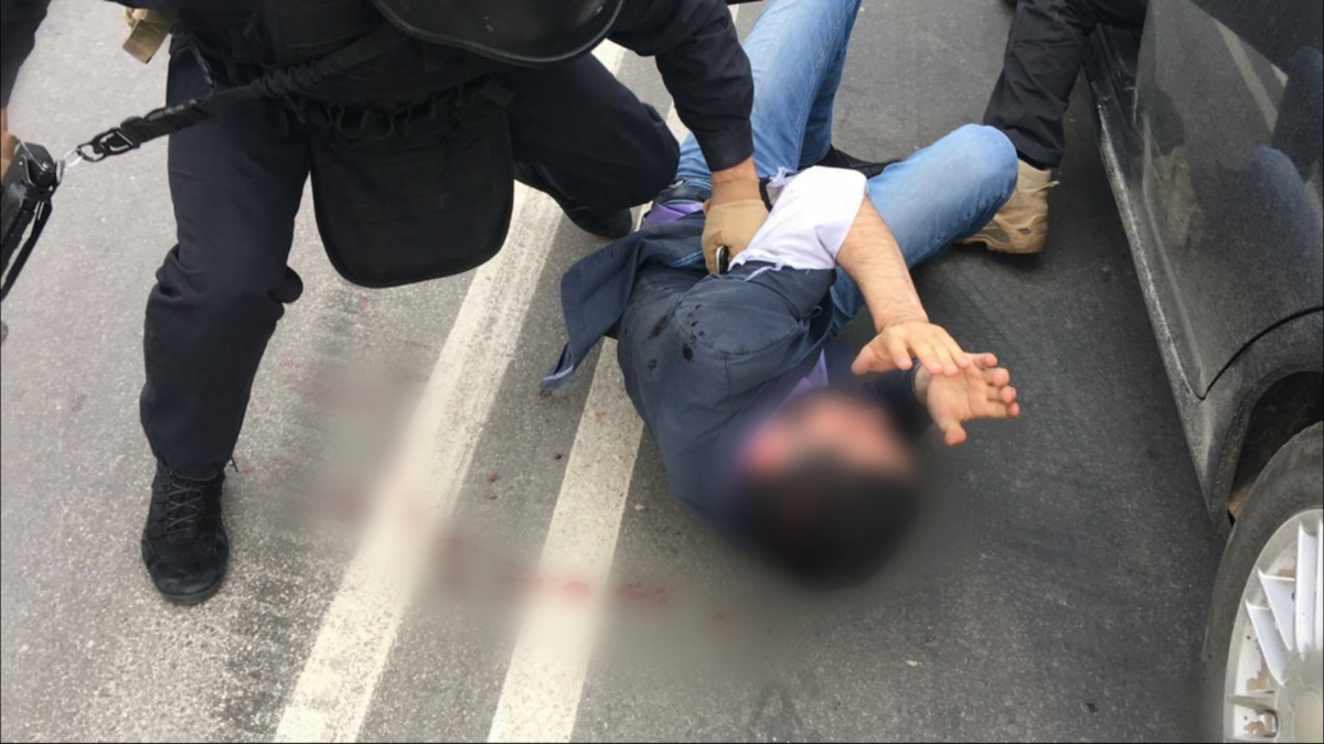 В Якутске мужчина стрелял в посетителей кафе