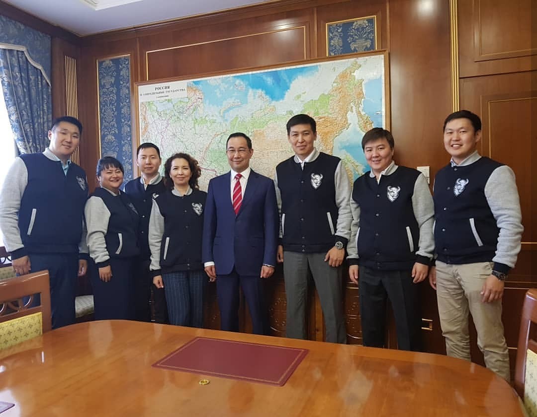 Айсен Николаев встретился с выпускниками Массачусетского института