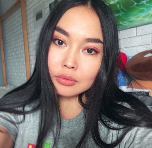 Художнице Кыыдаане Игнатьевой угрожали физической расправой