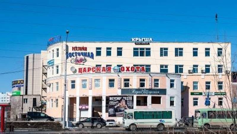 "По факту избиения Антона Бердника у бара "Крыша" надзорными органами проводится проверка", - источник