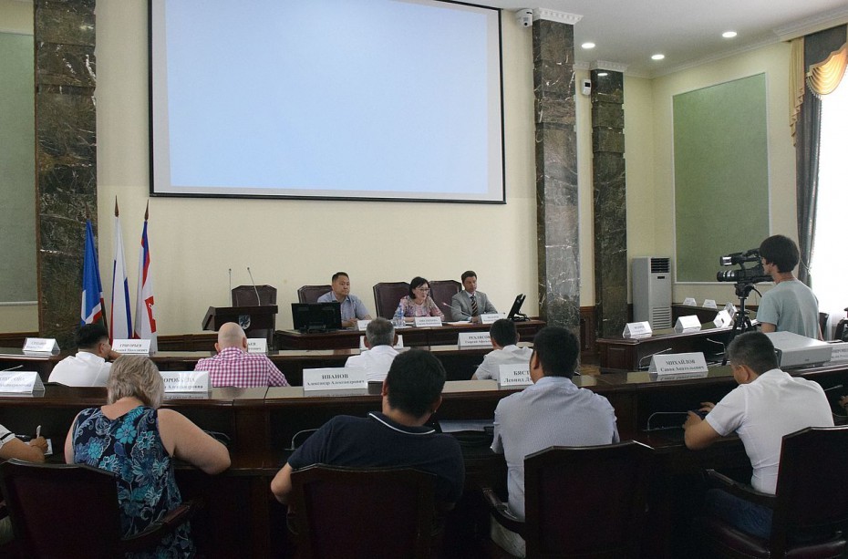 Впервые городская планерка в мэрии прошла в режиме прямой трансляции