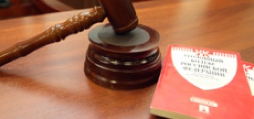 В Якутии директор фольклорного центра оформила фиктивный приказ о приеме на работу