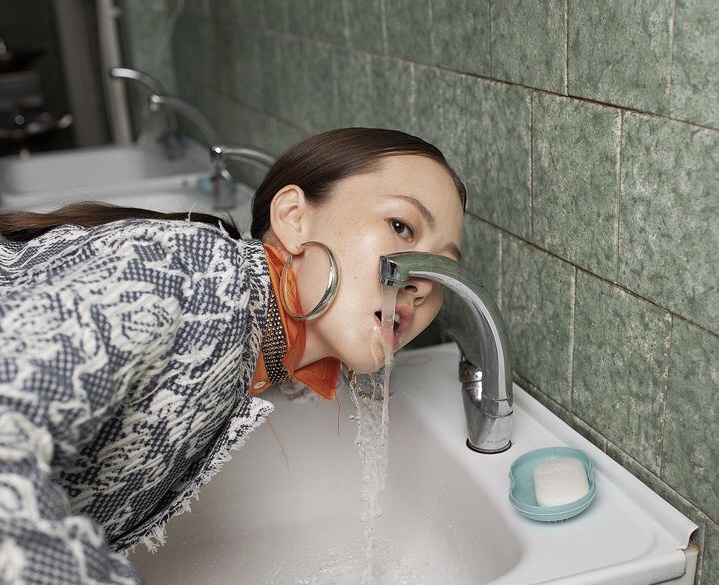 Фотосессию якутской артистки Кюннэй опубликовали в американском fashion-журнале