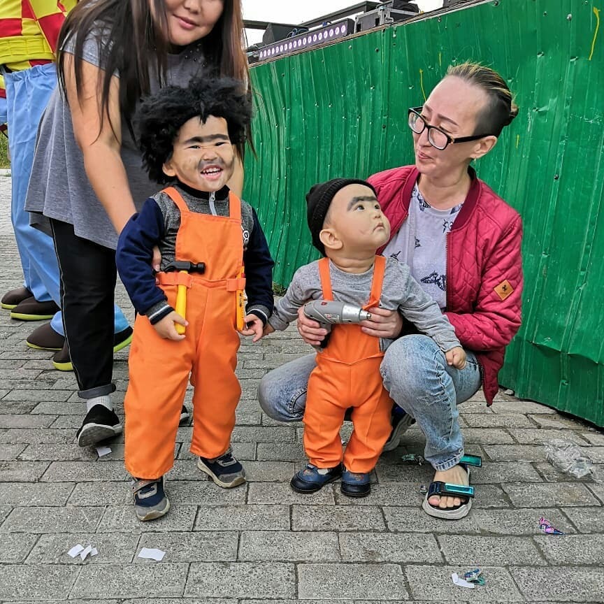 В Якутии малыши в образе Джамшута и Равшана победили в конкурсе на лучший костюм строителя