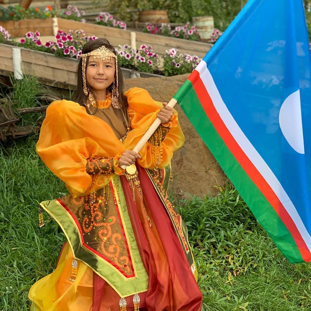 Школьница из Якутска участвует в конкурсе "Маленькая мисс Россия"