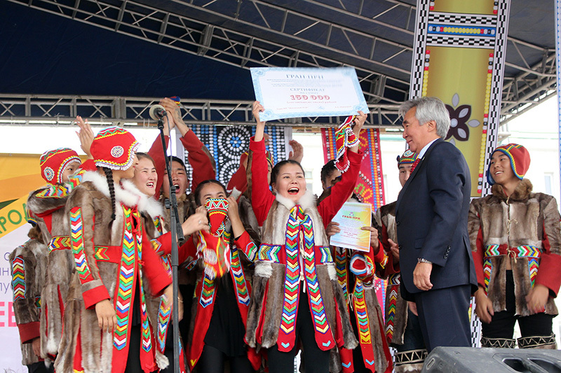 Ансамбль танца «Долбор» - обладатель гран-при фестиваля «Аюкта»
