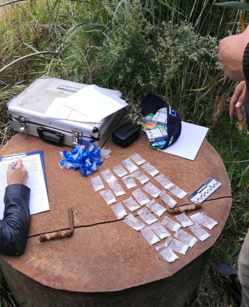 В Якутии девушка подозревается в сбыте наркотиков