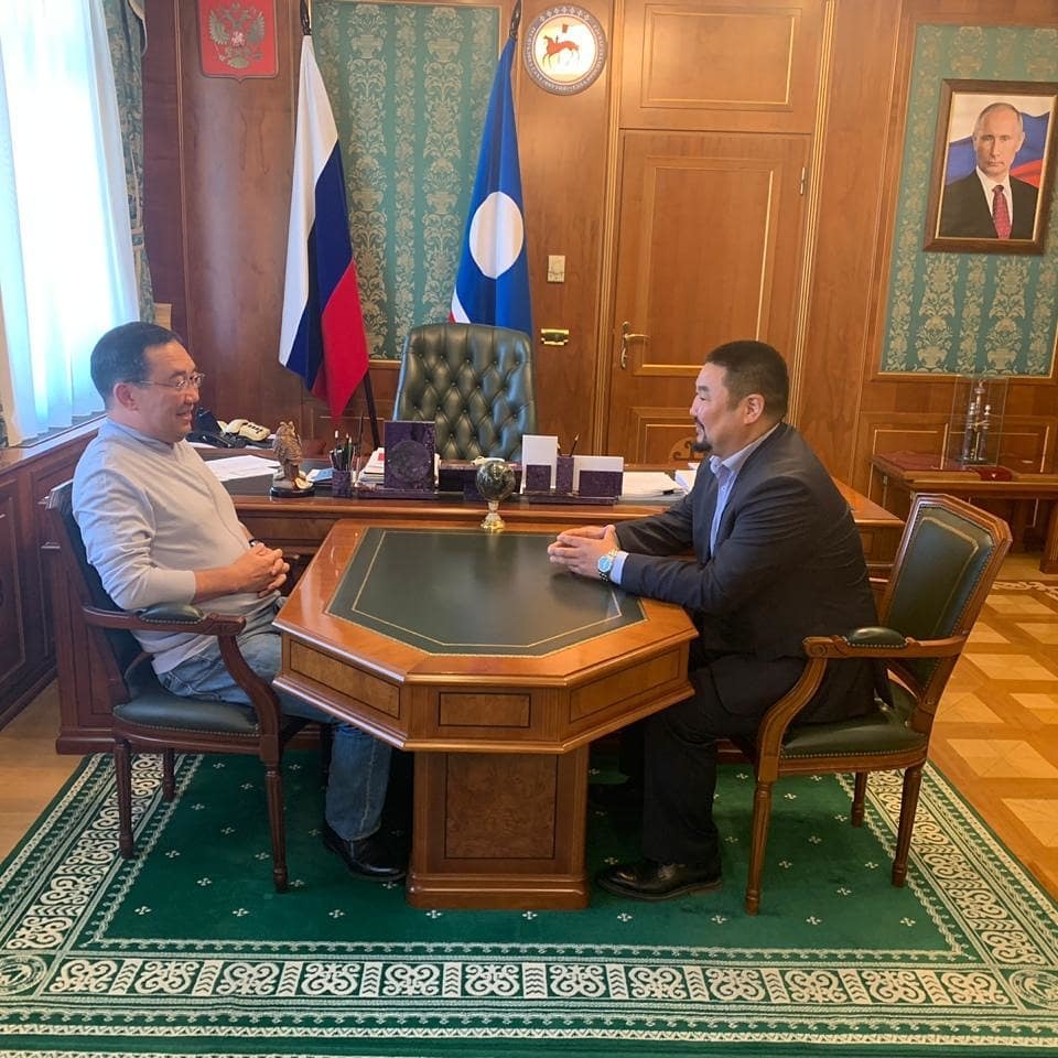 Айсен Николаев встретился с новым главой Олекминского района Николаем Харбиным