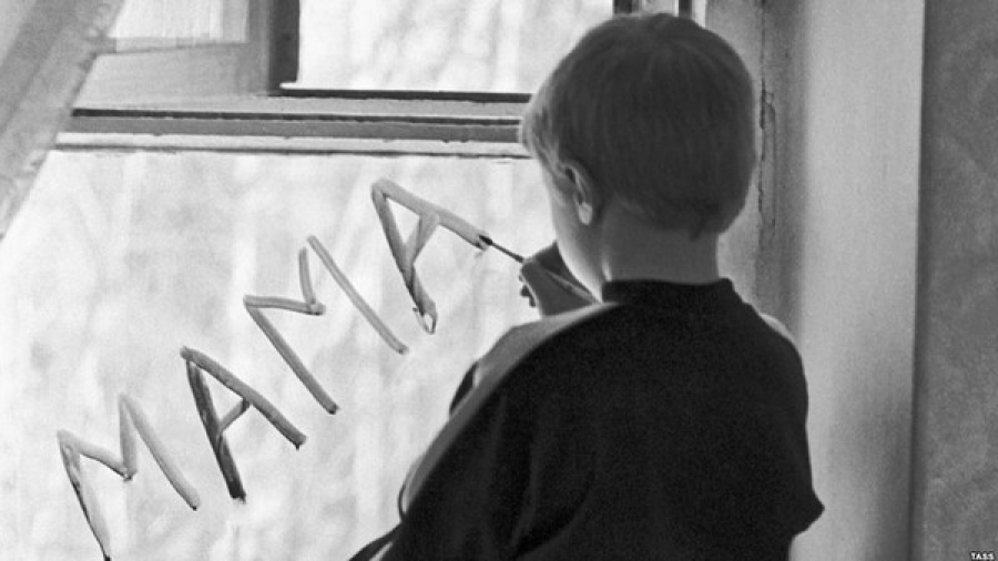 "Отключают камеры и бьют". Сбежавшие из детдома Вилюйска братья  жаловались в соцсети на побои