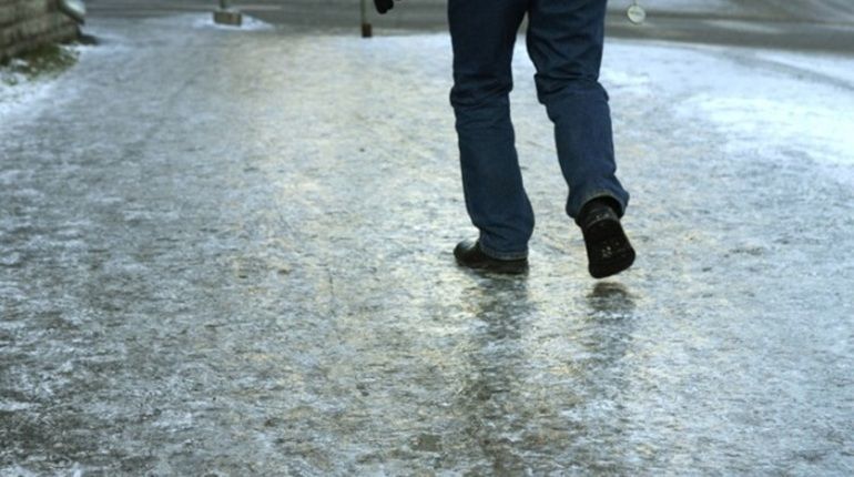 ОСТОРОЖНО: ГОЛОЛЕД!