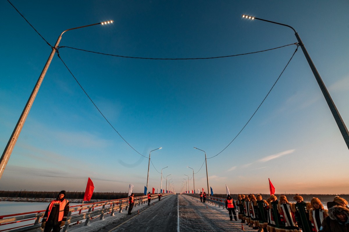 В Якутии торжественно открыли мост через реку Марха