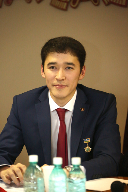 Дмитрий Шарипов возглавил Гагаринский округ