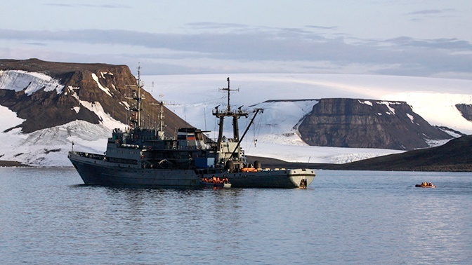 Россия создаст в Арктике противовоздушный купол из С-400