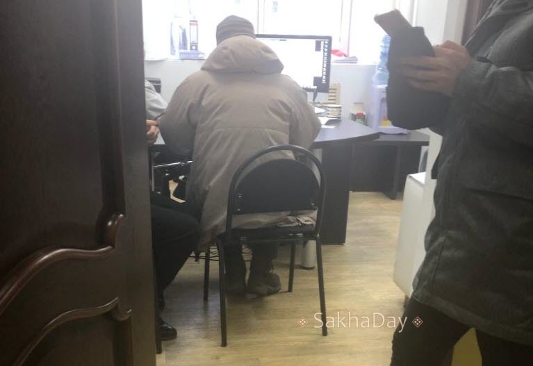 Проверка в отношении айфоновой пирамиды продолжается