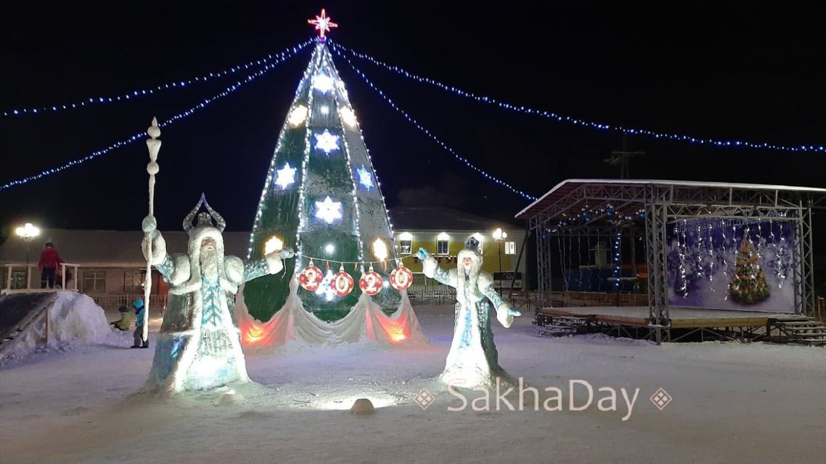 Глава Борогонцев о "печальной" елке