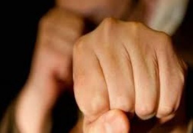 Полиция задержала четверых мужчин, зверски избивших прохожего на улице Курашова в Якутске