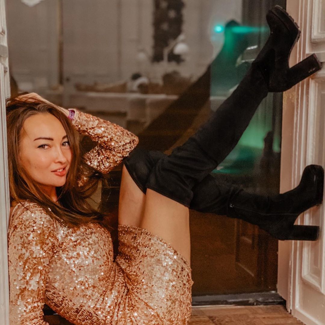 "Где он, а где  я!", - якутянка, живущая в Чикаго, рассказала, как ее бросил парень из Якутска