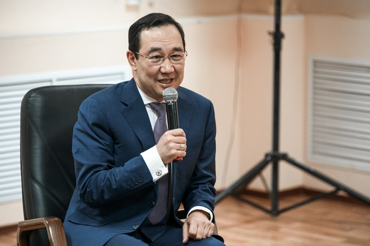 Айсен Николаев ответил на вопросы предпринимателей Южной Якутии