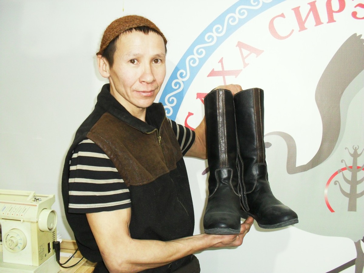 Из Глазго - в сапожники. Как якутянин старается  "обуть" всю республику