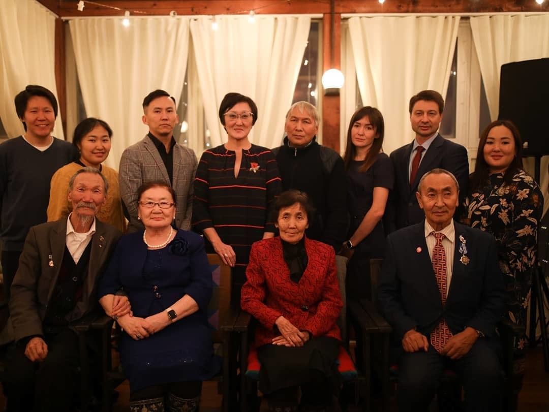 В конкурсе «Якутянин года» преподаватель АГИКИ опережает экс-заммэра Якутска