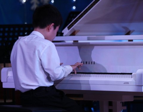 Конкурс "Новые имена Якутии" и "Бал юных дарований" перенесены из-за кори