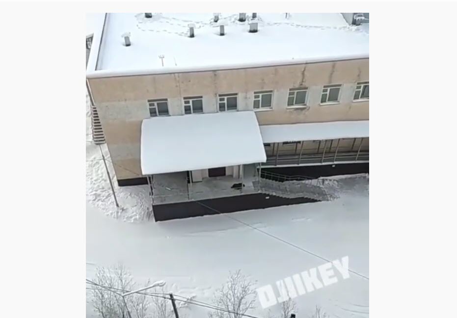 Видеофакт: В Якутске в социальный приют "Тирэх" не впустили инвалида