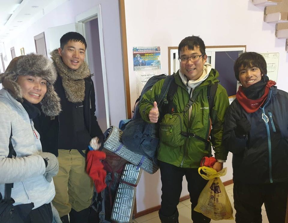 Японские студенты, едва не замерзшие в Якутии, вновь штурмуют Полюс холода