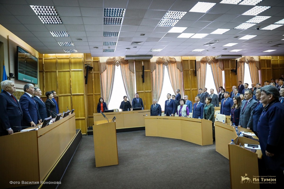 Депутатов Ил Тумэна попросили самоизолироваться