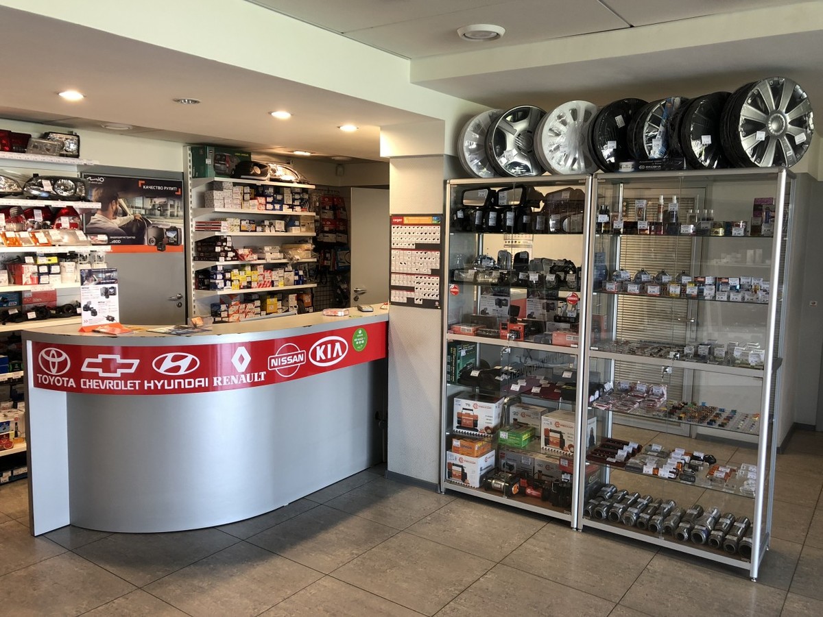 Депутат Парахин был прав.  В список товаров первой необходимости попали автозапчасти и другие товары