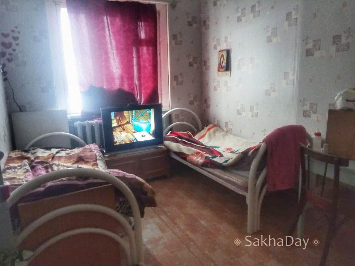 "Муж уговаривал рожать и обещал помогать", - продолжение истории многодетной Марии, которую выгнал супруг с любовницей