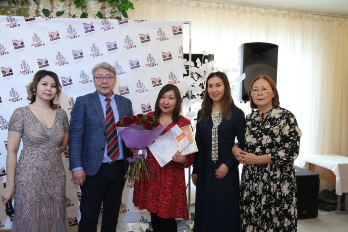 Пишите книги, у вас есть поддержка!