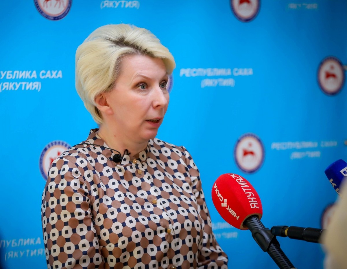 В Якутске больница, в которой находятся больные, вместе с врачами закрыта на 14 дней без права выхода