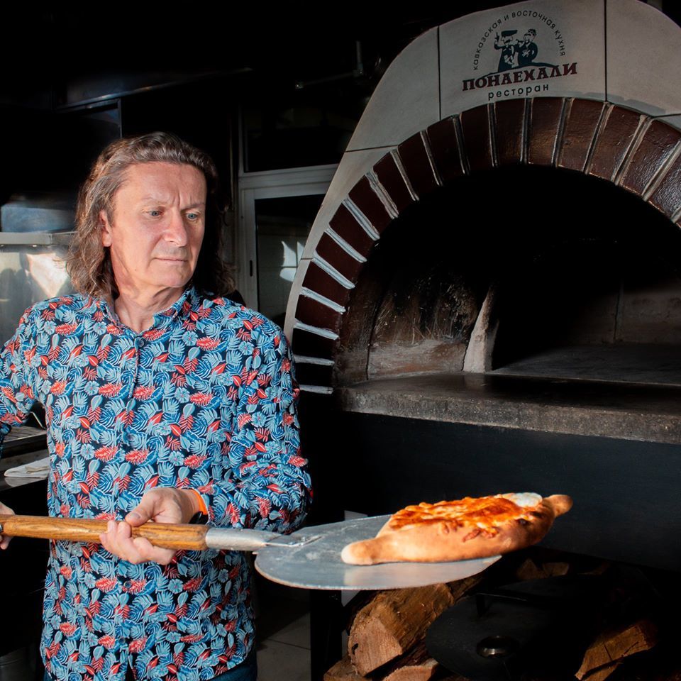 Александр Скрипин сообщил о приостановке работы ресторана "Понаехали"